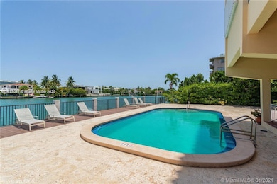 9341 E Bay Harbor Dr unit 6D, Bay Harbor Islands, FL 33154 - photo 5