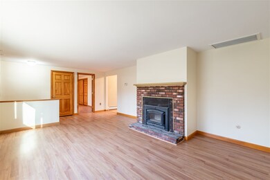 65 Roby Rd, Goffstown, NH 03045 - photo 5