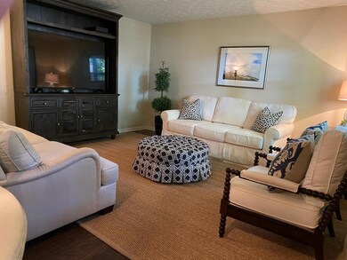 2148 Tuliptree Ave, Columbus, OH 43229 - photo 7