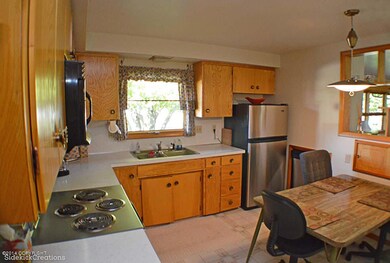 Bunnell Kitchen Duplex 2