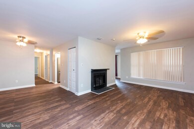 4803 River Valley Way unit 125, Bowie, MD 20720 - photo 5