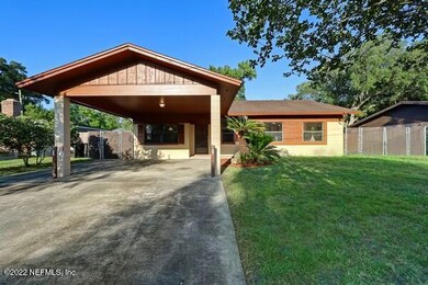 5711 Banyan Dr, Jacksonville, FL 32244 - photo 4