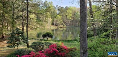 106 Powhatan Cir, Charlottesville, VA 22901 - photo 2