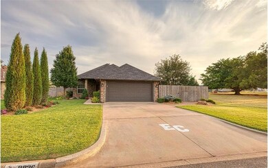 2826 W 2nd St, Elk City, OK 73644 - photo 2