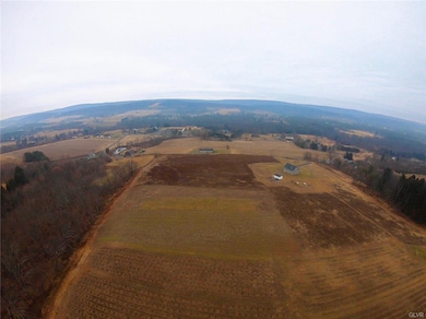 108 Chapel Dr, Mahoning Township, PA 18235 - photo 7