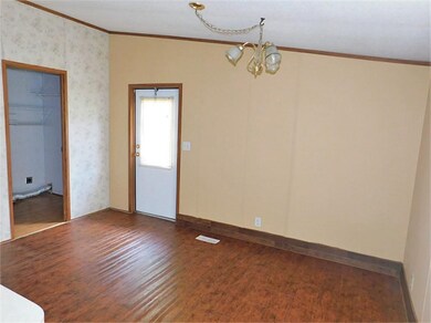 Photos were taken prior to current make ready.