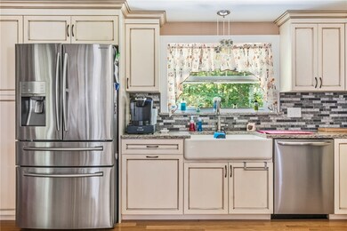 79 Windsor Park Dr, Coventry, RI 02816 - photo 6