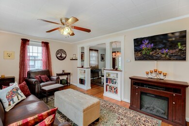 295 W Central St, Franklin, MA 02038 - photo 3