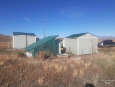 500 S Fir Grove Rd, Fairfield, ID 83327 - photo 2