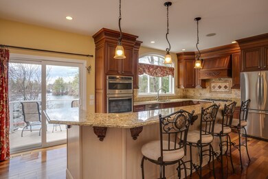 40 Hemlock Shore Dr, Atkinson, NH 03811 - photo 4