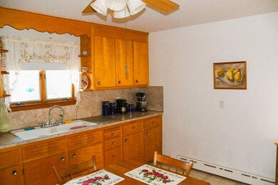 165 Birchwood St, Waterbury, CT 06708 - photo 5