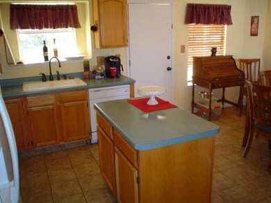 13900 Desert Song Dr, Horizon City, TX 79928 - photo 2