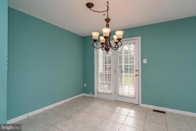 7909 Brightwind Ct, Ellicott City, MD 21043 - photo 6