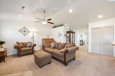 1007 S Keller Place, Kennewick, WA 99338 - photo 7
