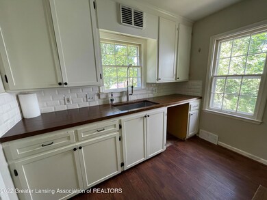 3112 Cedarbrook Ave, Lansing, MI 48910 - photo 5