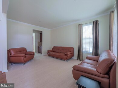 7201 Flame Leaf Ct, Clinton, MD 20735 - photo 5