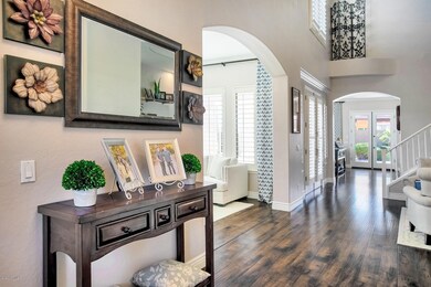 05_3105_E_Comstock_Dr__05_mls