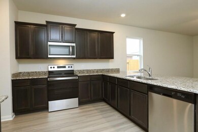 10827 Pearwood Ridge Dr, Humble, TX 77396 - photo 2