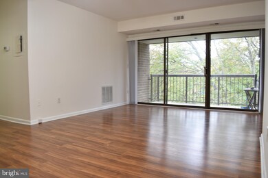 7583 Margate Ct unit 202, Manassas, VA 20109 - photo 3