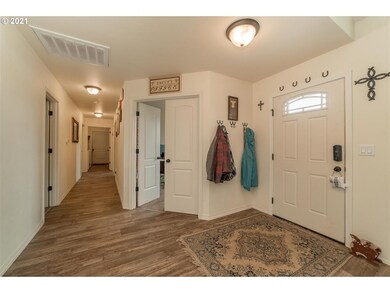 14351 S Griffith Ln, Mulino, OR 97042 - photo 5