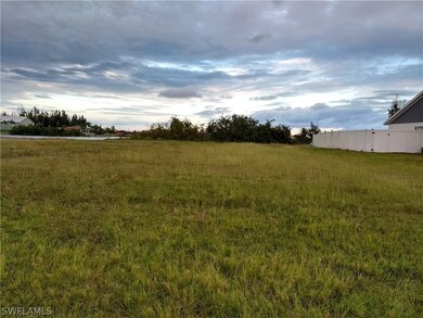 1721 NE 3rd Ave, Cape Coral, FL 33909 - photo 3