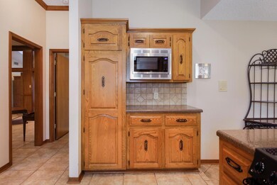 2108 Highmont Ct, Tyler, TX 75703 - photo 7