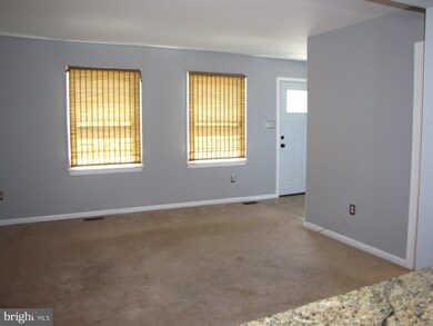 9502 Poplar Leaf Ct, Fairfax, VA 22031 - photo 6