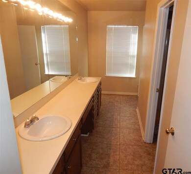 6016 Plantation Dr, Tyler, TX 75703 - photo 6