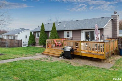 4022 W 13th St, Davenport, IA 52804 - photo 3