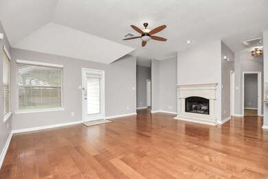 17311 Elverson Oaks Dr, Tomball, TX 77377 - photo 6
