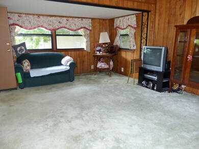 14 Embassy Ave, Hooksett, NH 03106 - photo 6