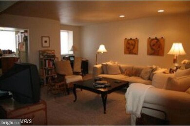 405 N Charles St unit E, Baltimore, MD 21201 - photo 3