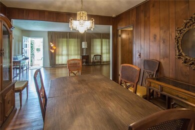 Dining room (chandelier is excluded)