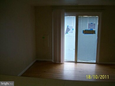 9204 Chadburn Place, Montgomery Village, MD 20886 - photo 7