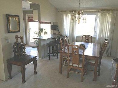 1307 Vanderbilt Ave, North Tonawanda, NY 14120 - photo 4