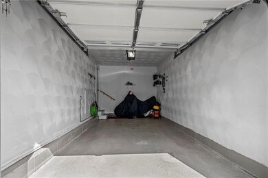 450 Providence St unit 37, West Warwick, RI 02893 - photo 4