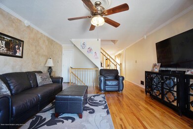 278 Candon Ave, Staten Island, NY 10309 - photo 7