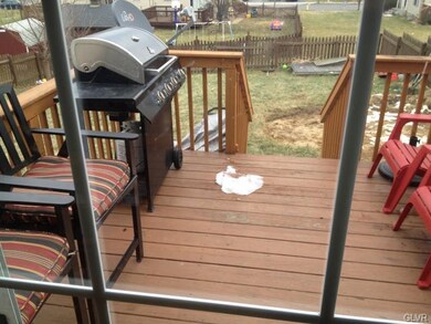 613 Abbe Ct, Freemansburg, PA 18017 - photo 3