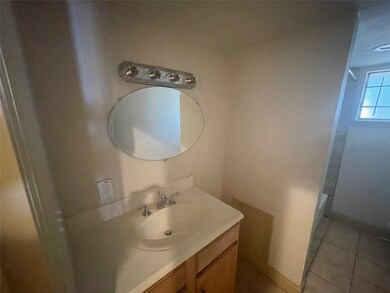 5611 Knightwood St, Houston, TX 77016 - photo 7