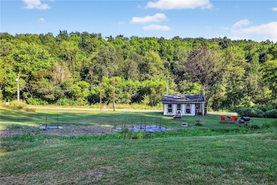 213 Hargus Creek Rd, Holbrook, PA 15341 - photo 6