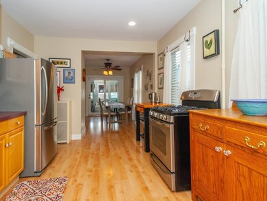 12 Russell St, Waltham, MA 02453 - photo 5