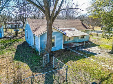 1629 W 10th Ave, Corsicana, TX 75110 - photo 5