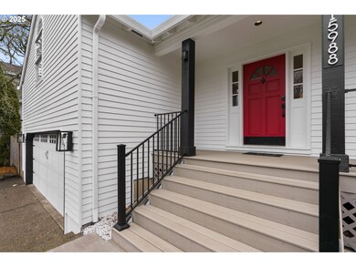 15988 White Oaks Dr, Lake Oswego, OR 97035 - photo 4