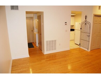 75 Glen Rd unit 1, Brookline, MA 02445 - photo 6