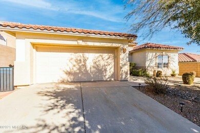 2480 W Tom Watson Dr-4