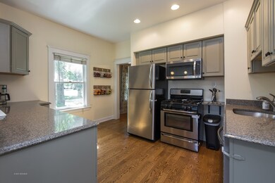 275 W Fremont Ave, Elmhurst, IL 60126 - photo 6