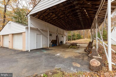 5173 Colebrook Dr, La Plata, MD 20646 - photo 4