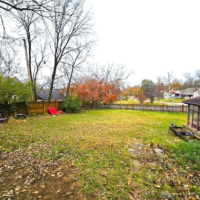 2302 Rustic Rd, Dayton, OH 45406 - photo 5