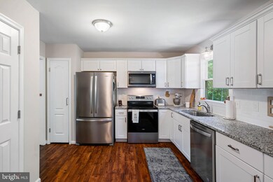 7502 Elmores Ln, Warrenton, VA 20187 - photo 4