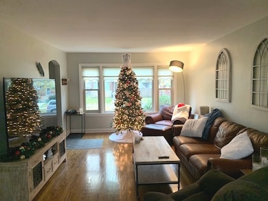 10542 S Artesian Ave, Chicago, IL 60655 - photo 3